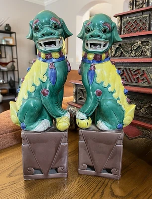 LARGE 12" ANTIQUE CHINESE FAMILLE VERTE PORCELAIN FOO DOGS - Image 1 of 4