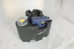 Opel Astra H 07-10 Bordwerkzeug Kompressor Reifenkit 13191955 13191497 - Picture 1 of 3