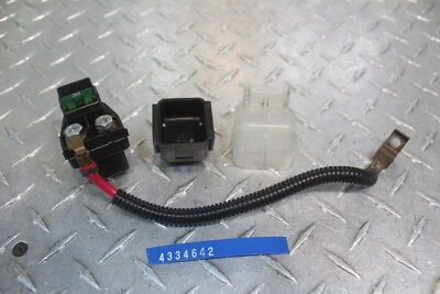 Interruptor relé de arranque motor Suzuki Bandit 1200 GSF1200S 2000 31800-26E00 Foto 1 de 4