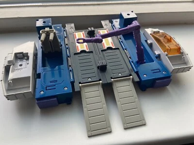 Transformers G1 1988 OVERLORD TANK base legs takara masterforce - Image 1 of 4