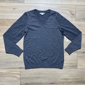 Amazon Essentials Men's Long Sleeve V-Neck Sweater Charcoal Gray Medium - Picture 1 of 10