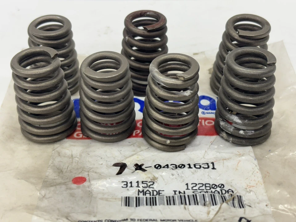 Dodge Chrysler Plymouth Turbo Exhaust Flange Springs 4301631 NOS New Old Stock  - Image 1 of 1