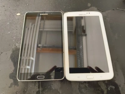 Samsung Galaxy Tab 3 Lite 7'' 8GB WiFi Tablet - Weiß und T230 Schwarz  - Bild 1 von 4