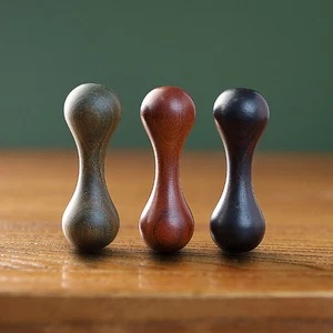 Wooden Knucklebone Skill Toy Fingertip Bone Begleri Fidget Antistress - Bild 1 von 13