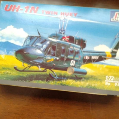 ITARELI UH-1N TWIN HUEY 172 - Image 1 of 4