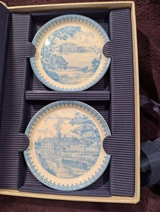 Wedgwood International Society - 2x Boxed "Etruria" 10cm Miniature Plates - VGC - Picture 1 of 8