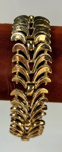Vintage Trifari Goldtone Bracelet - Picture 1 of 5
