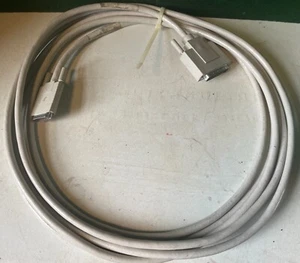 Cable de computadora vintage Sun Microsystems 530-1861-02, DB25 a HD26? - Imagen 1 de 4