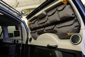 Mitsubishi Pajero 4 bolsillos traseros ventana She-Wolf bolsas organizador coche - Imagen 1 de 5