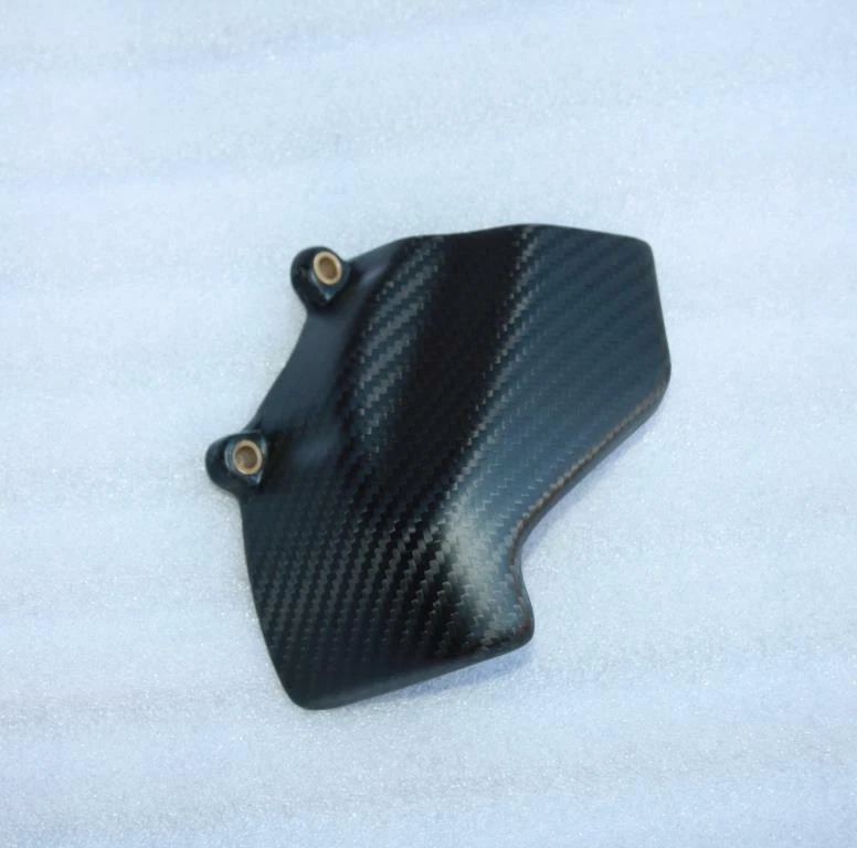 Protección embrague bmw k1200r k1200s k1300r k1300s carbono mate T2 Foto 1 de 1