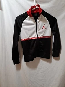 Air Jordan Full Zip Black, White, & Red Jacket Size 8-10 Yrs 128-132 - Picture 1 of 3