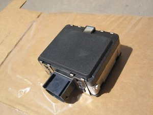 Módulo de distancia sensor radar sonar delantero Tesla modelo X o S Bosch 1038224-00-B - Imagen 1 de 7