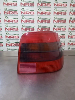 LUZ TRASEIRA/CAUDA VOLKSWAGEN GOLF (LADO DO MOTORISTA) 2001-2004 - Imagem 1 de 4