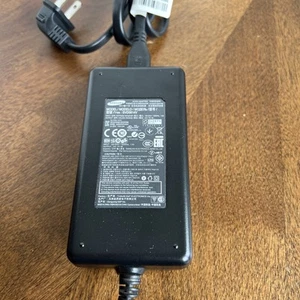 Samsung SVD5614V 14V 4A 56W AC Adapter Power Supply Charger - Picture 1 of 5