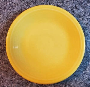 Piatto insalata girasole Fiesta Classic Rim 7 1/4" - Foto 1 di 5