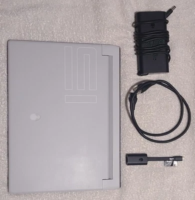 Alienware x15 R1 Lunar Laptop - Windows 11, Intel i7, NVIDIA RTX 3060, 1TB SSD - Image 1 of 4