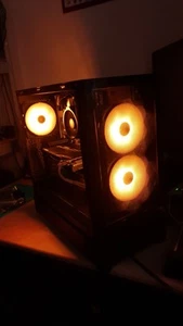 140 FPS Gaming Desktop PC | NEU | Für Arbeit Oder Spiele - Afbeelding 1 van 13