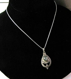 Grauer Mondstein Tropfen Cabochon Anhänger Halskette Vintage 18" Sterlingsilber Box Kette - Bild 1 von 3