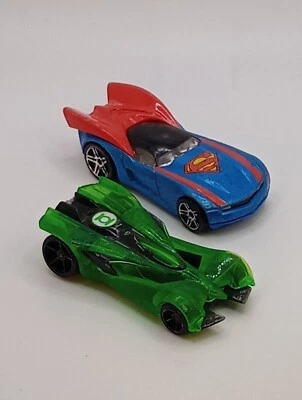 2012 Hot Wheels DC Comics Superman & Green Lantern 1:64 Character Cars - Image 1 of 4