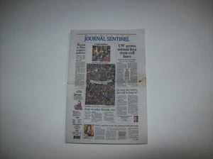 Periódico miniatura Milwaukee Journal Sentinel, Mission to Pluto, Brett Favre, + - Imagen 1 de 9