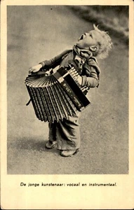 Boy playing the accordion, Art Deco postcard, 1910 Circa, Vintage Postcard - Picture 1 of 2