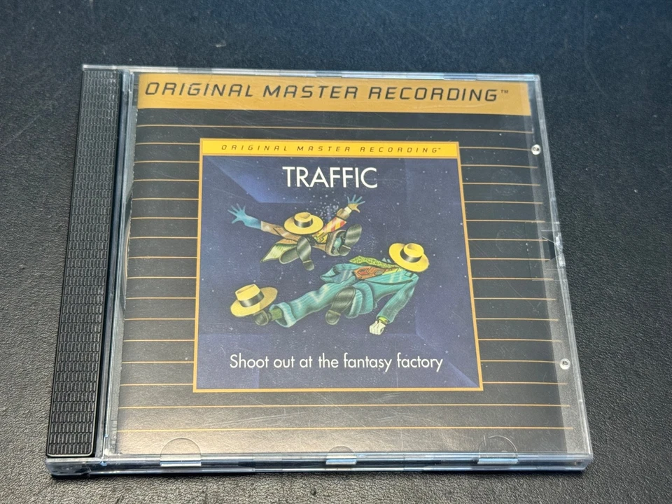 MFSL-Gold-CD: Traffic - Shoot out at the fantasy factory - UDCD 669 - Bild 1 von 3