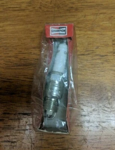 Champion Spark Plug RBL16Y (SPB10) - Picture 1 of 2