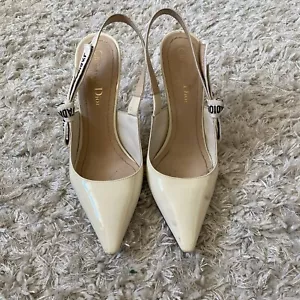 Christian Dior weiße Damen-Slingback-Pumps aus Lackleder Größe 36 6 - Bild 1 von 11