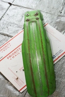 1990-91 KAWASAKI KX 125 OEM FRONT FENDER   - Image 1 of 3