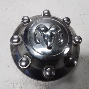 RAM3500   2018 Center Cap Wheel 956422 - Picture 1 of 2