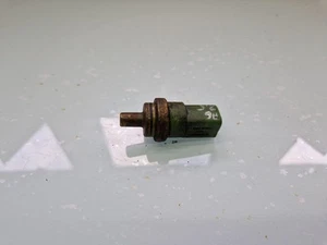 AUDI A6 Avant 4F5, C6 Kühlmitteltemperatursensor 2.5 Diesel 2001 29784174 - Picture 1 of 8