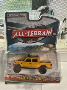 Greenlight Green Machine Chase 2020 Jeep Gladiator 1:64 gelb - Bild 1 von 2