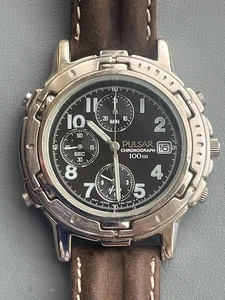 99 Herren Pulsar Seiko 100m Alarm Chronograph Kalender Armbanduhr. funktionstüchtig. - Bild 1 von 13