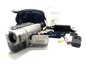 SONY CCD-TRV67E Hi8 Tape Digital Video Camera HANDYCAM Complete Working Set - Picture 1 of 19
