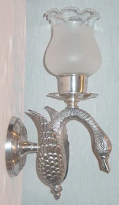 GATCO SWAN BRUSHED SATIN NICKLE CANDLE WALL SCONCE WITH GLASS ETCHED CHIMNEY NEW - Picture 1 of 1