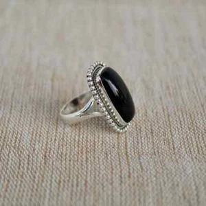 Schwarzer Onyx Edelstein 925 Sterlingsilber handgefertigter Ring alle Größen - Bild 1 von 8