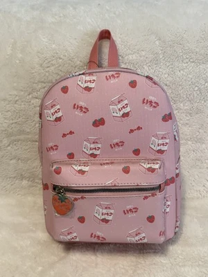 Mini Mochila Hot Topic Leche de Fresa Rosa Kawaii (Nueva con etiquetas) Foto 1 de 4