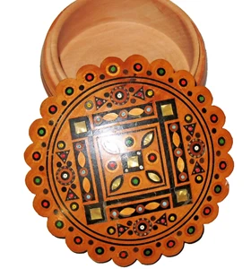 Handgefertigte signierte Holz 5" Runde Schmuckschatulle Muschel, Stein & Emaille Intarsien signiert - Bild 1 von 12