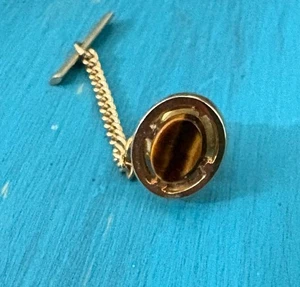 Vintage Tie Tack / Tie Pin Gold Tone Oval Shape Tiger's Eye Stone - Picture 1 of 13