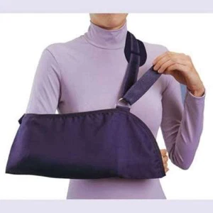 Procare Deluxe Arm Sling W/pad Medium - Model 79-84005 - Each - Picture 1 of 1