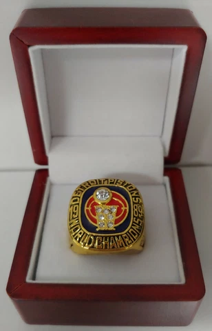 Joe Dumars - 1989 Detroit Pistons Championship Ring With Wooden Display Box Cover