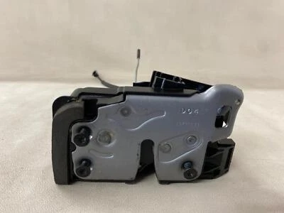 Silverado 1500 2015 cerradura de pestillo de puerta trasera actuador lado del pasajero OEM 13597803 Foto 1 de 4