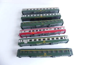 JOUEF 6 CAISSES + CHASSIS VOITURES VOYAGEURS TYPE UIC SANS TAMPON / SANS BOGIE - Imagen 1 de 8