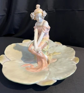 ROYAL DUX Vienna - rare - women's water lily art nouveau - Picture 1 of 12