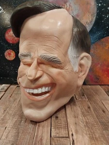 RARE!!Vintage George H. W. Bush Halloween President Cesar Mask (1988) Masquerade - Picture 1 of 12