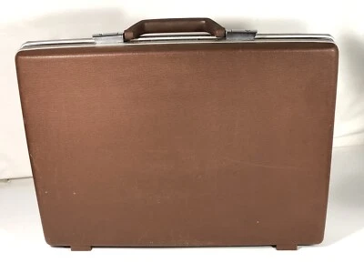 Vintage Slim Samsonite Briefcase Brown Hard Side MidCentury Attache MCM With Key - Image 1 of 4