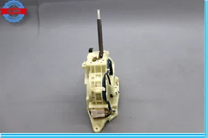 15-17 Hyundai Genesis Automatic Gear Shifter Floor Selector Assembly Oem - Picture 1 of 11