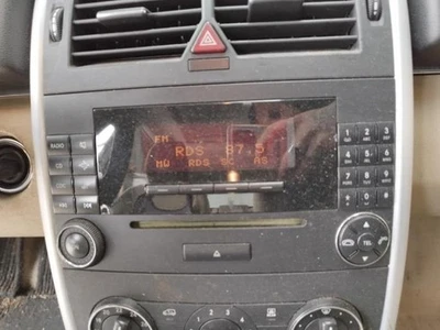 Autoradio d'origine MERCEDES CLASSE B 245 PHASE 1 1698704889 - Photo 1/4