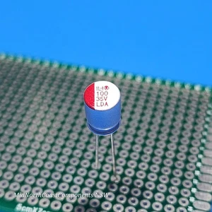 100uF - 35V Radial Solid Electrolytic Capacitors 10% Super Low ESR 6 x 8mm - Picture 1 of 4