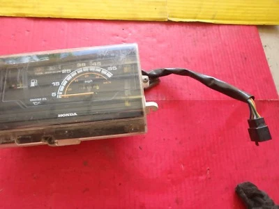 Velocímetro Honda Elite CH 80 1986-1998 CH80 4700 millas Foto 1 de 3